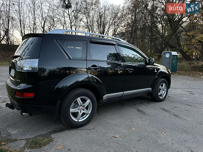 Внедорожник / Кроссовер Mitsubishi Outlander 2008 в Львове фото 4 Внедорожник / Кроссовер Mitsubishi Outlander 2008 в Львове