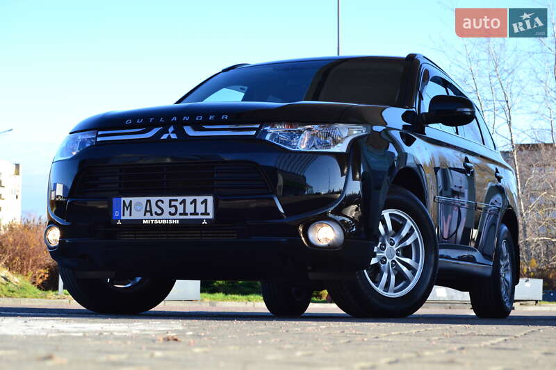 Внедорожник / Кроссовер Mitsubishi Outlander 2013 в Дрогобыче