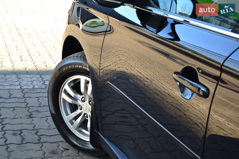 Внедорожник / Кроссовер Mitsubishi Outlander 2013 в Дрогобыче