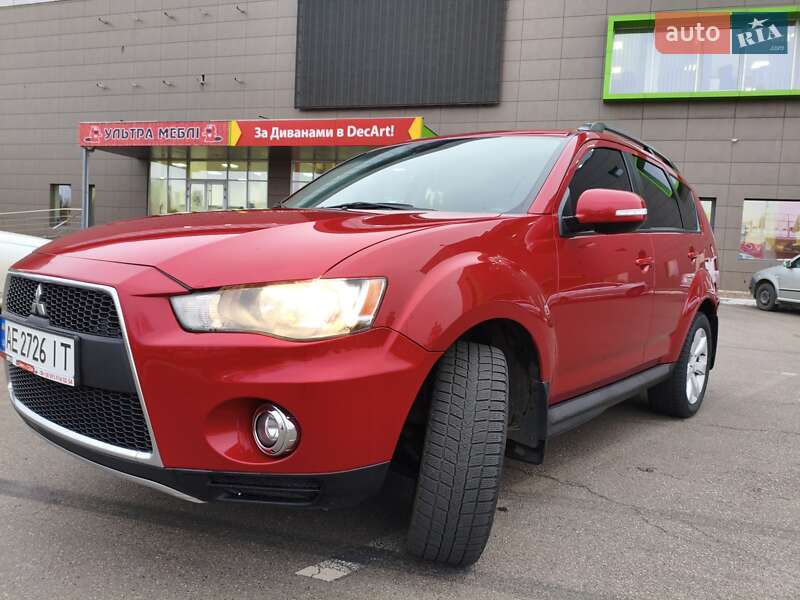 Внедорожник / Кроссовер Mitsubishi Outlander 2012 в Кривом Роге фото 4 Внедорожник / Кроссовер Mitsubishi Outlander 2012 в Кривом Роге