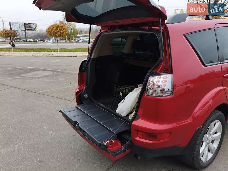 Внедорожник / Кроссовер Mitsubishi Outlander 2012 в Кривом Роге фото 15 Внедорожник / Кроссовер Mitsubishi Outlander 2012 в Кривом Роге