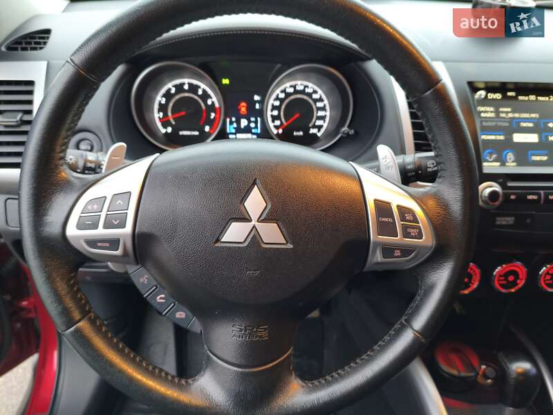 Внедорожник / Кроссовер Mitsubishi Outlander 2012 в Кривом Роге фото 31 Внедорожник / Кроссовер Mitsubishi Outlander 2012 в Кривом Роге