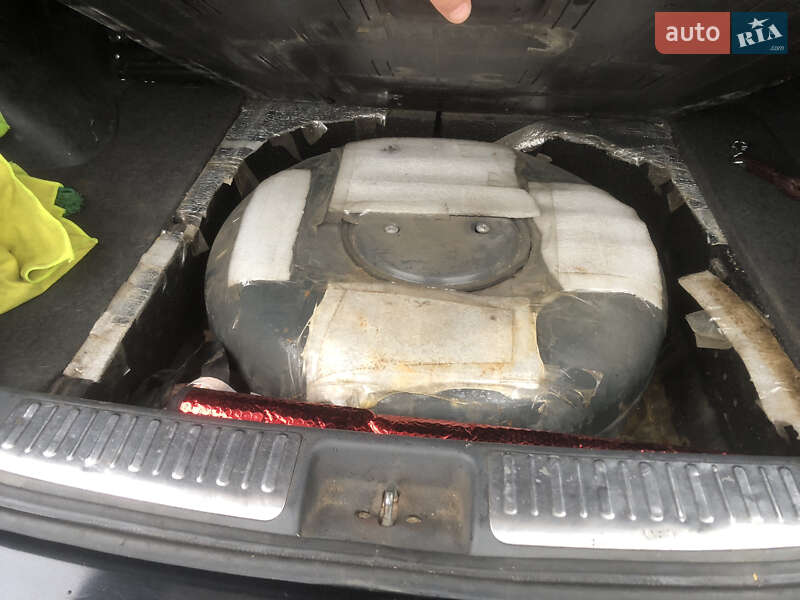 Внедорожник / Кроссовер Mitsubishi Outlander 2007 в Киеве