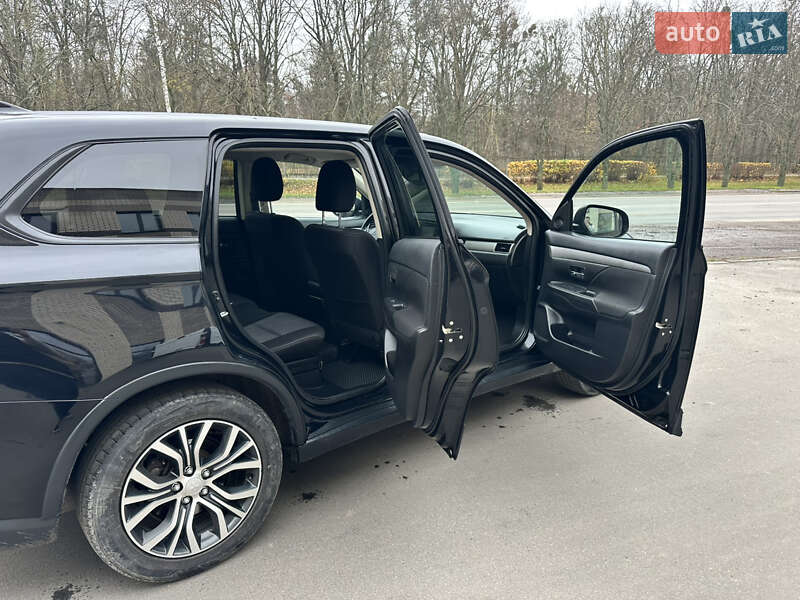 Внедорожник / Кроссовер Mitsubishi Outlander 2018 в Белой Церкви фото 21 Внедорожник / Кроссовер Mitsubishi Outlander 2018 в Белой Церкви