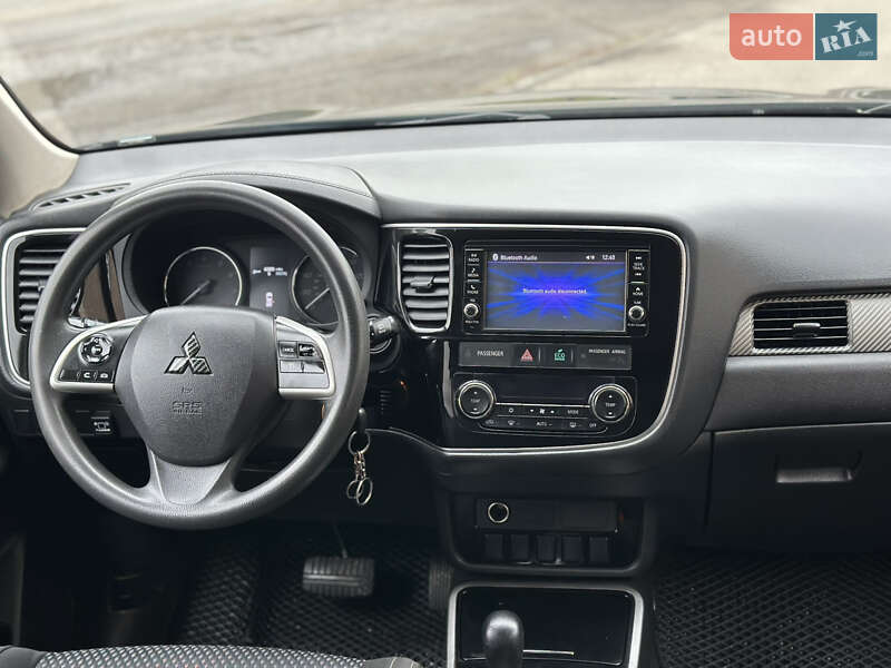 Внедорожник / Кроссовер Mitsubishi Outlander 2018 в Белой Церкви фото 28 Внедорожник / Кроссовер Mitsubishi Outlander 2018 в Белой Церкви