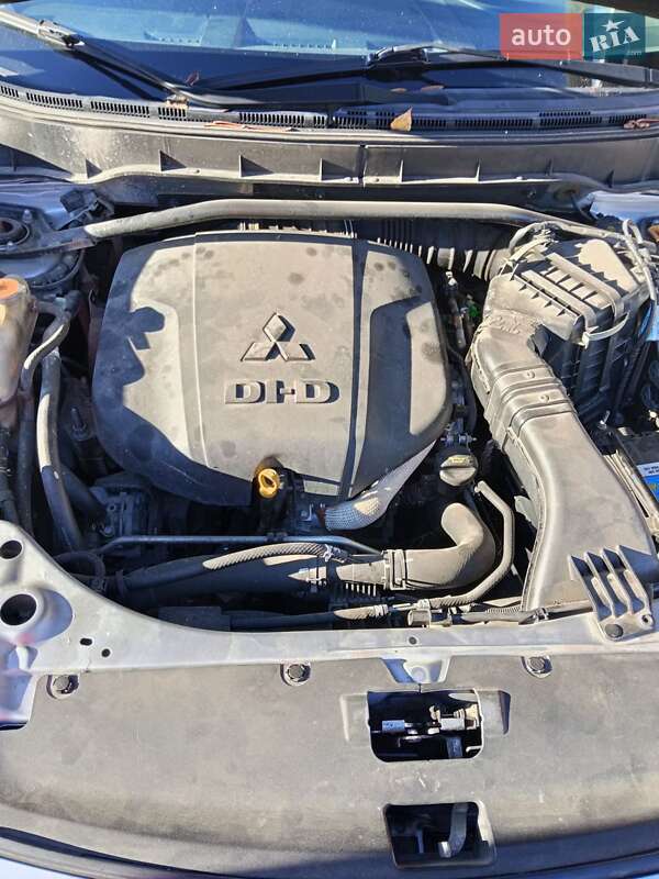 Внедорожник / Кроссовер Mitsubishi Outlander 2010 в Богородчанах