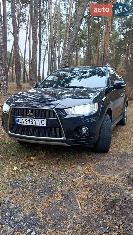 Внедорожник / Кроссовер Mitsubishi Outlander 2010 в Звенигородке фото Внедорожник / Кроссовер Mitsubishi Outlander 2010 в Звенигородке