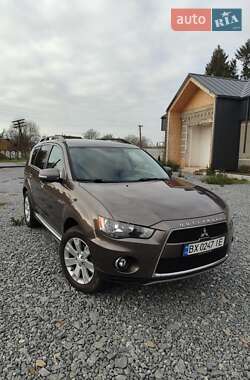 Позашляховик / Кросовер Mitsubishi Outlander 2011 в Любарі