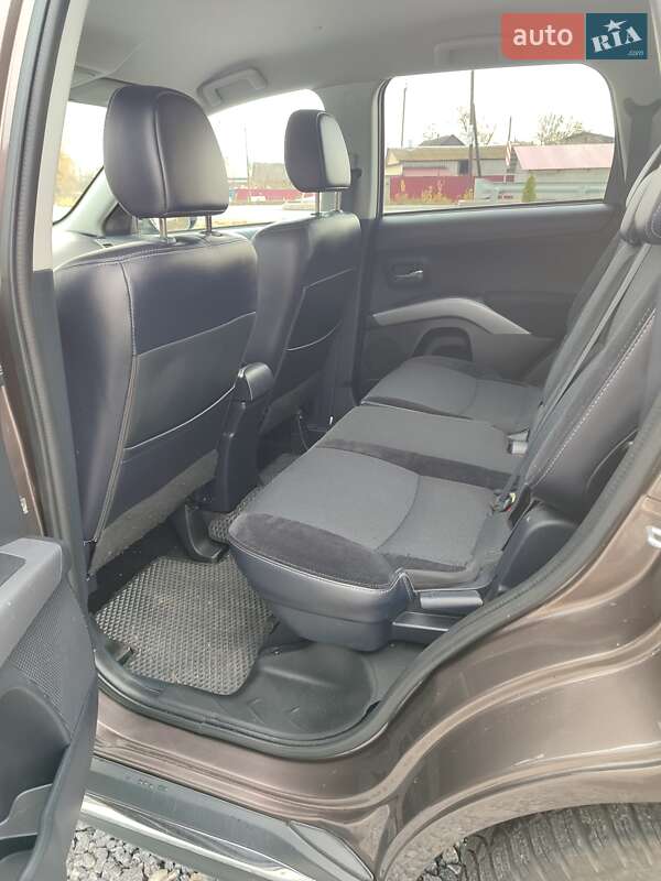 Внедорожник / Кроссовер Mitsubishi Outlander 2011 в Любаре фото 13 Внедорожник / Кроссовер Mitsubishi Outlander 2011 в Любаре
