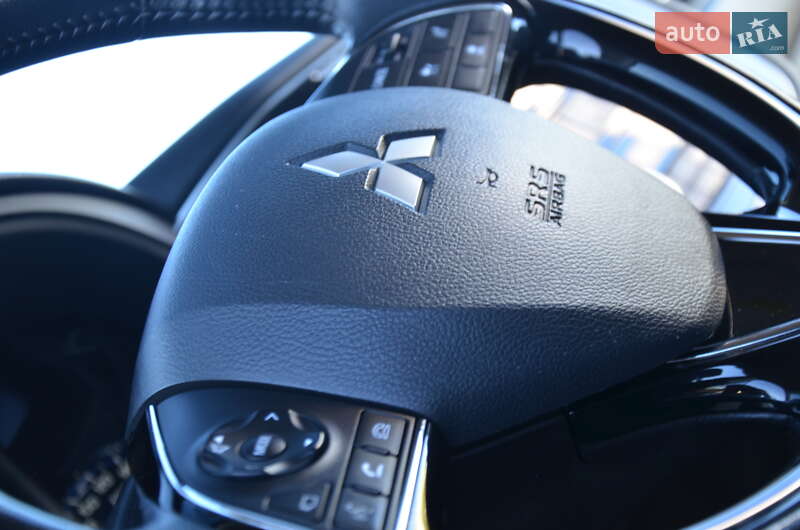 Позашляховик / Кросовер Mitsubishi Outlander 2013 в Дрогобичі фото 45 Позашляховик / Кросовер Mitsubishi Outlander 2013 в Дрогобичі