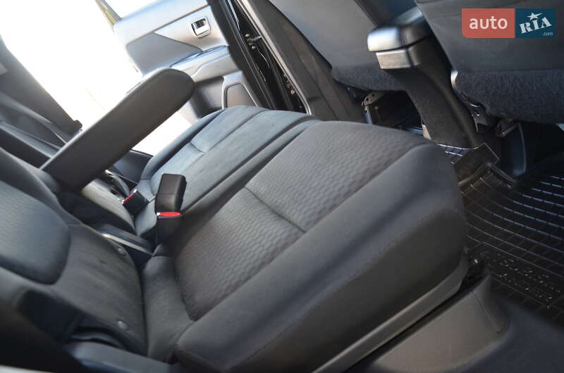 Позашляховик / Кросовер Mitsubishi Outlander 2013 в Дрогобичі фото 53 Позашляховик / Кросовер Mitsubishi Outlander 2013 в Дрогобичі