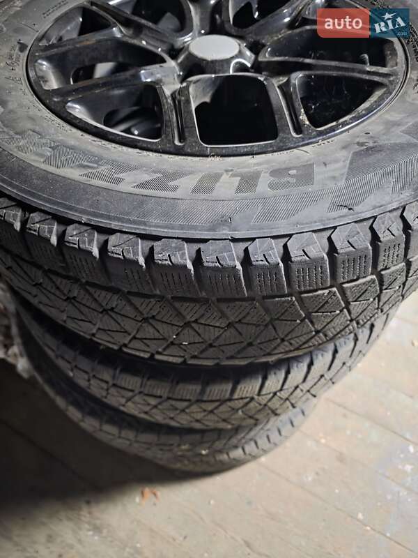 Позашляховик / Кросовер Mitsubishi Outlander 2016 в Львові