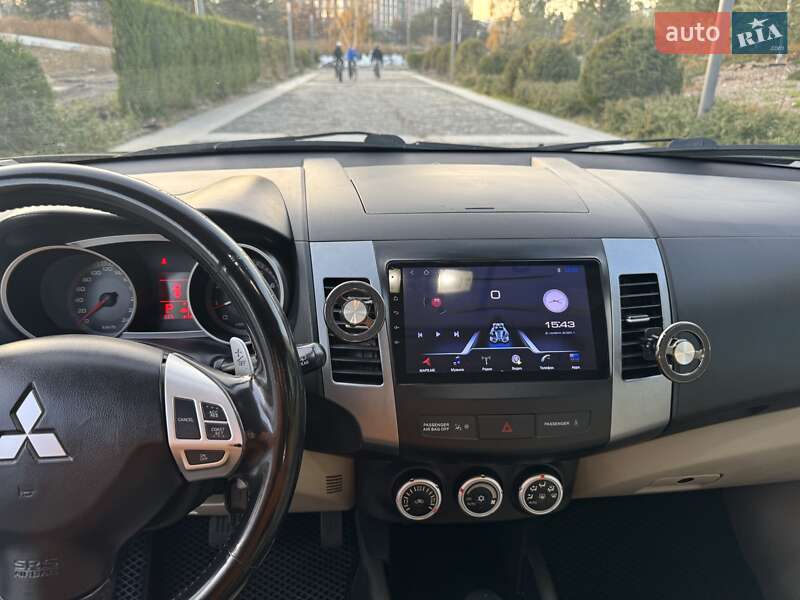 Позашляховик / Кросовер Mitsubishi Outlander 2007 в Дніпрі фото 15 Позашляховик / Кросовер Mitsubishi Outlander 2007 в Дніпрі