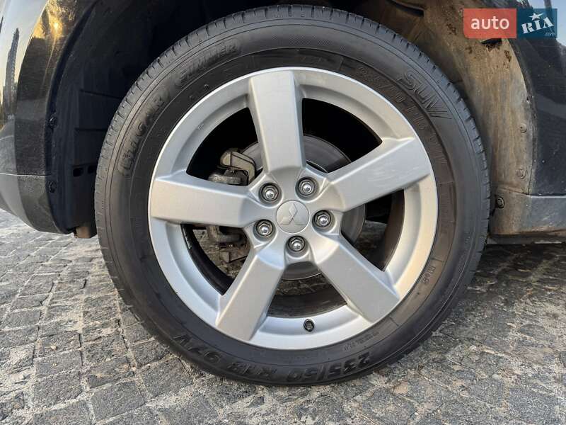 Позашляховик / Кросовер Mitsubishi Outlander 2007 в Дніпрі фото 33 Позашляховик / Кросовер Mitsubishi Outlander 2007 в Дніпрі
