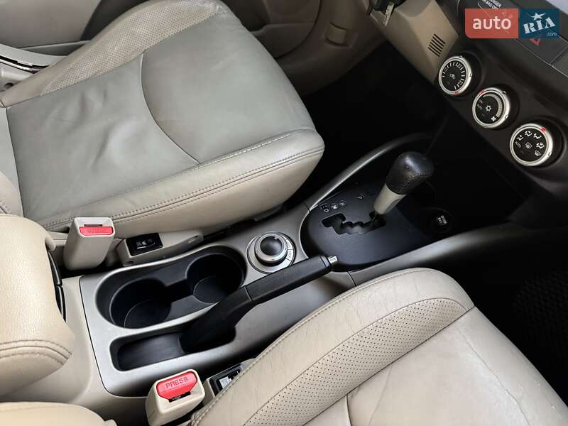 Позашляховик / Кросовер Mitsubishi Outlander 2007 в Дніпрі фото 19 Позашляховик / Кросовер Mitsubishi Outlander 2007 в Дніпрі