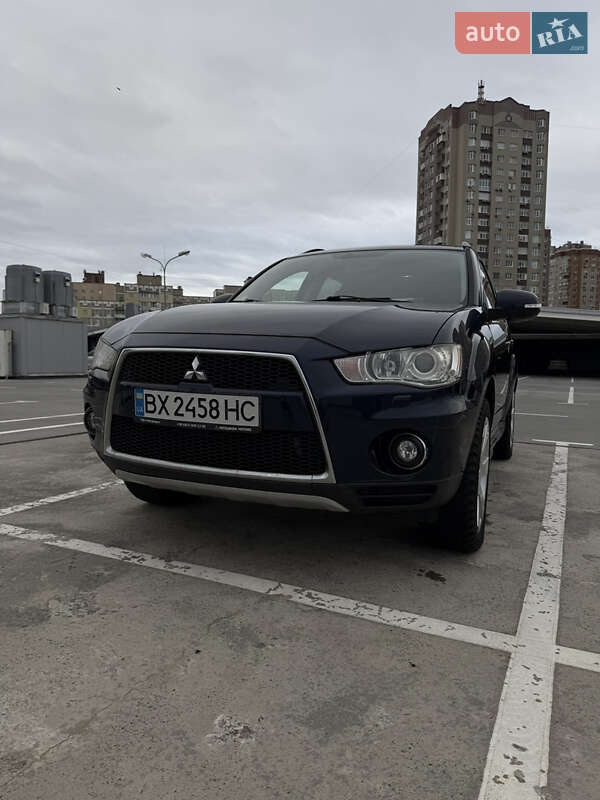 Позашляховик / Кросовер Mitsubishi Outlander 2011 в Києві фото 29 Позашляховик / Кросовер Mitsubishi Outlander 2011 в Києві