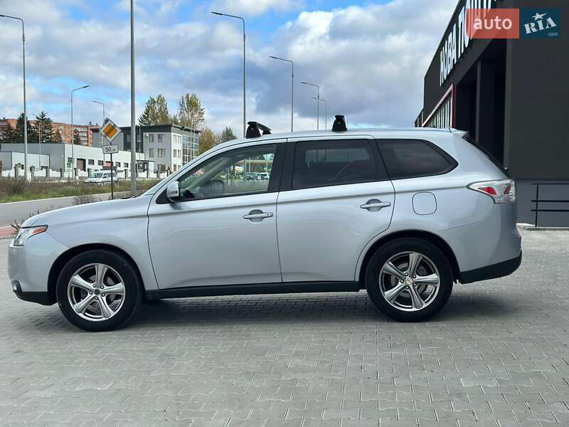 Позашляховик / Кросовер Mitsubishi Outlander 2013 в Тернополі фото 31 Позашляховик / Кросовер Mitsubishi Outlander 2013 в Тернополі