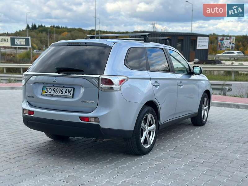Позашляховик / Кросовер Mitsubishi Outlander 2013 в Тернополі фото 46 Позашляховик / Кросовер Mitsubishi Outlander 2013 в Тернополі