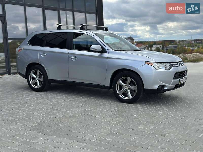 Позашляховик / Кросовер Mitsubishi Outlander 2013 в Тернополі фото 49 Позашляховик / Кросовер Mitsubishi Outlander 2013 в Тернополі