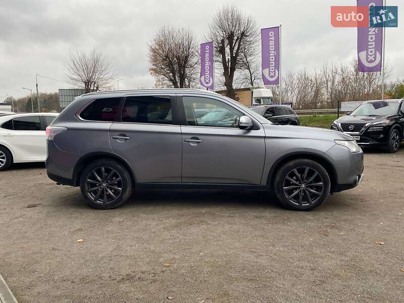 Позашляховик / Кросовер Mitsubishi Outlander 2015 в Вінниці фото 4 Позашляховик / Кросовер Mitsubishi Outlander 2015 в Вінниці