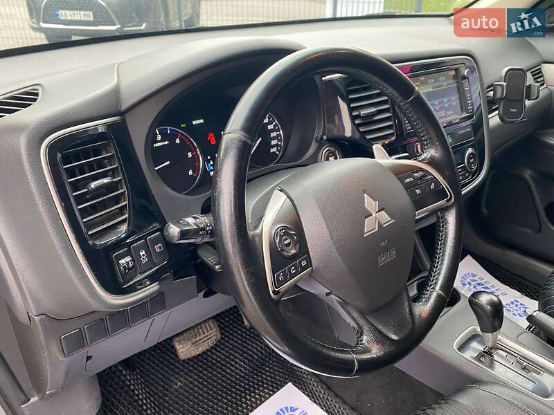 Позашляховик / Кросовер Mitsubishi Outlander 2015 в Вінниці фото 12 Позашляховик / Кросовер Mitsubishi Outlander 2015 в Вінниці