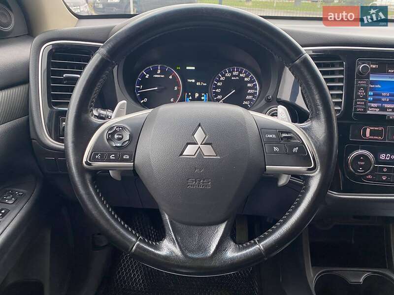 Позашляховик / Кросовер Mitsubishi Outlander 2015 в Вінниці фото 15 Позашляховик / Кросовер Mitsubishi Outlander 2015 в Вінниці