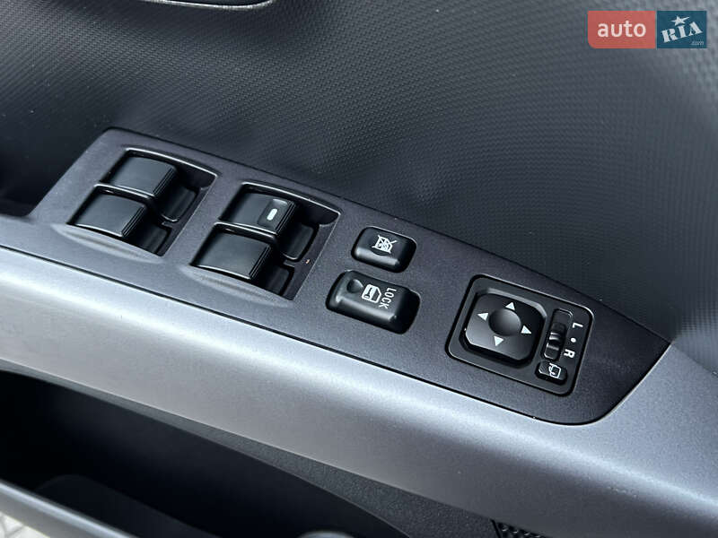 Позашляховик / Кросовер Mitsubishi Outlander 2012 в Ковелі фото 70 Позашляховик / Кросовер Mitsubishi Outlander 2012 в Ковелі