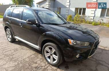 Внедорожник / Кроссовер Mitsubishi Outlander 2012 в Киеве