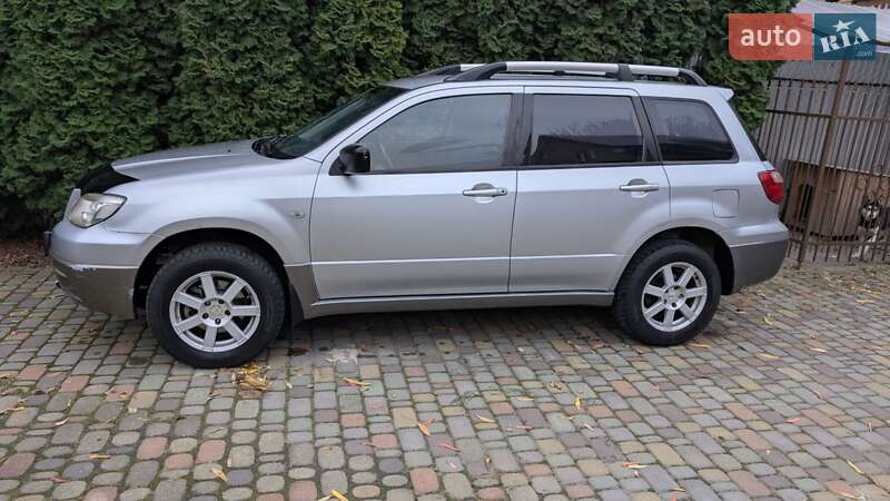 Позашляховик / Кросовер Mitsubishi Outlander 2006 в Рівному фото 2 Позашляховик / Кросовер Mitsubishi Outlander 2006 в Рівному