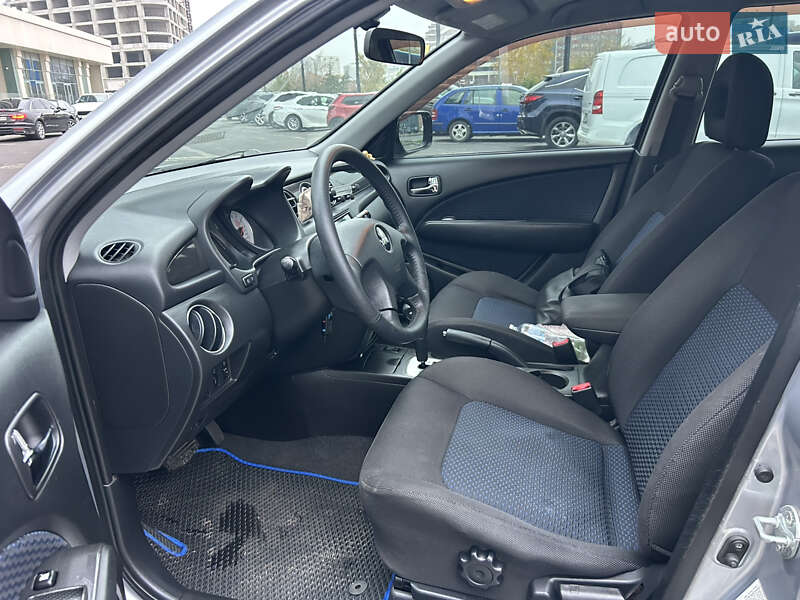 Внедорожник / Кроссовер Mitsubishi Outlander 2008 в Днепре