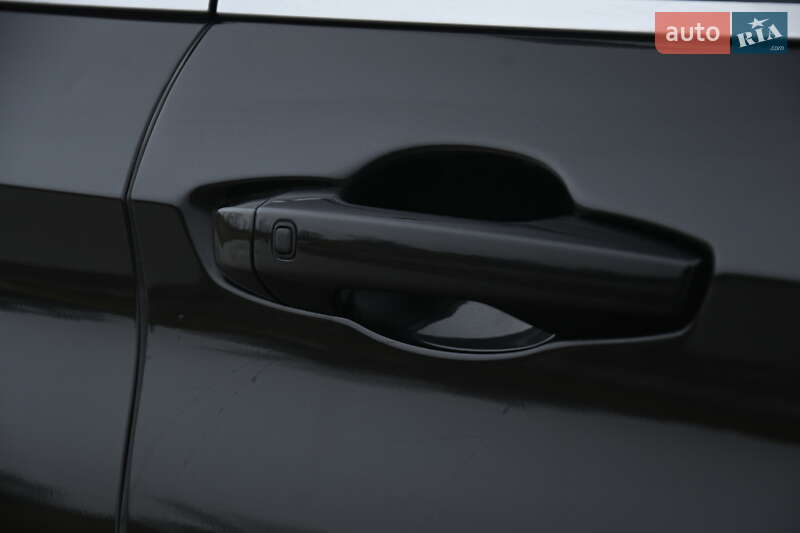 Позашляховик / Кросовер Mitsubishi Outlander 2023 в Бердичеві