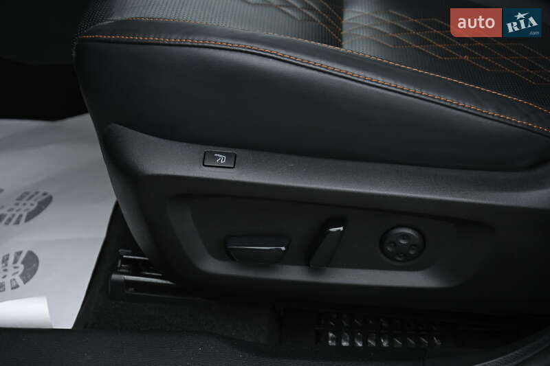 Позашляховик / Кросовер Mitsubishi Outlander 2023 в Бердичеві