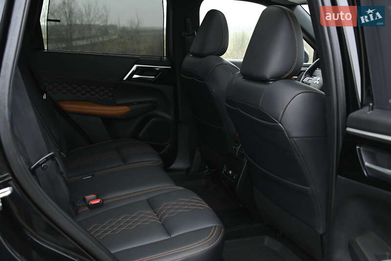 Позашляховик / Кросовер Mitsubishi Outlander 2023 в Бердичеві