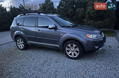 Внедорожник / Кроссовер Mitsubishi Outlander 2008 в Кременце