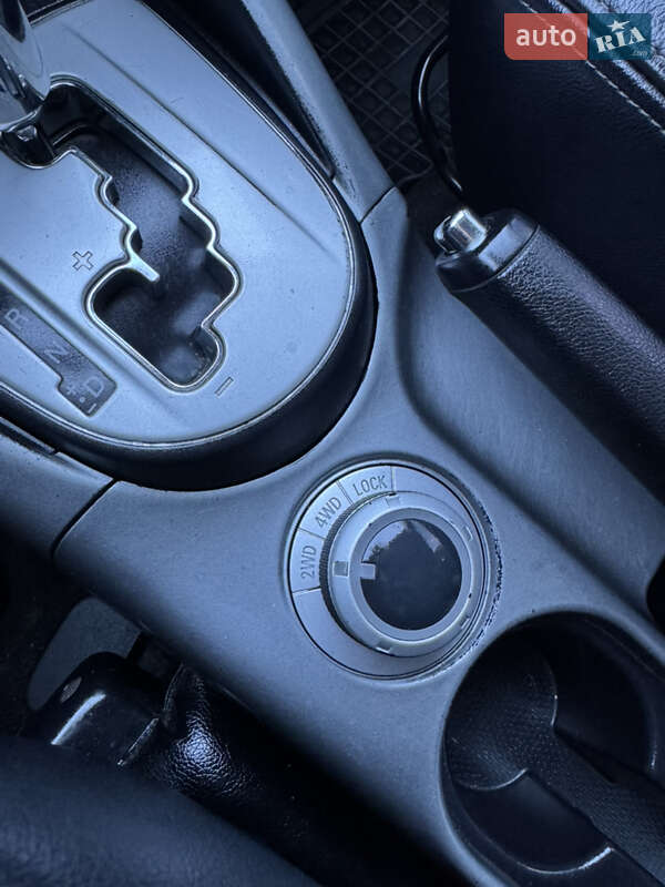 Позашляховик / Кросовер Mitsubishi Outlander 2008 в Чернівцях фото 10 Позашляховик / Кросовер Mitsubishi Outlander 2008 в Чернівцях
