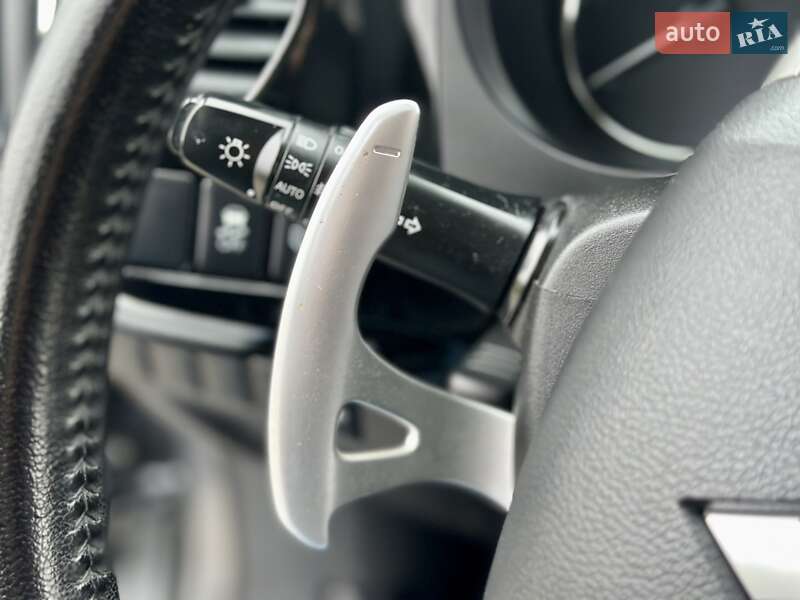 Внедорожник / Кроссовер Mitsubishi Outlander 2013 в Вараше фото 29 Внедорожник / Кроссовер Mitsubishi Outlander 2013 в Вараше