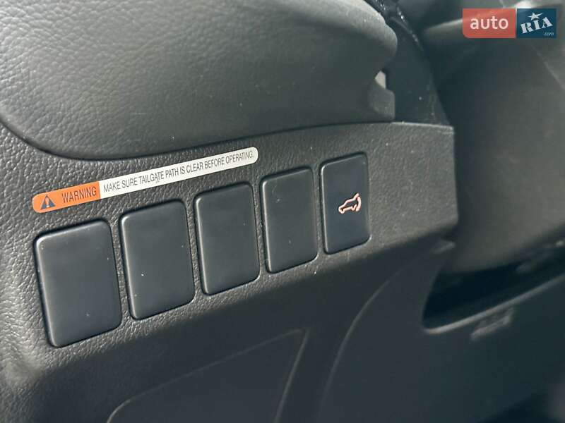 Внедорожник / Кроссовер Mitsubishi Outlander 2013 в Вараше фото 28 Внедорожник / Кроссовер Mitsubishi Outlander 2013 в Вараше