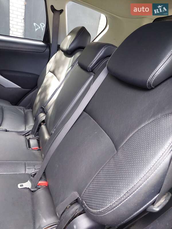 Внедорожник / Кроссовер Mitsubishi Outlander 2011 в Кременчуге фото 5 Внедорожник / Кроссовер Mitsubishi Outlander 2011 в Кременчуге