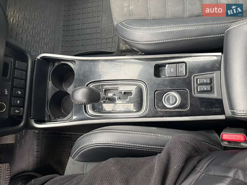 Позашляховик / Кросовер Mitsubishi Outlander 2021 в Києві фото 14 Позашляховик / Кросовер Mitsubishi Outlander 2021 в Києві