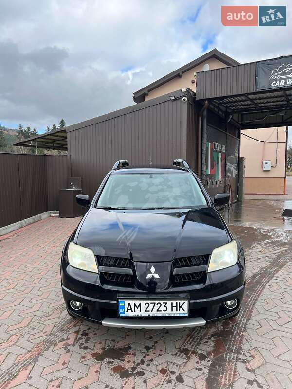 Внедорожник / Кроссовер Mitsubishi Outlander 2009 в Ивано-Франковске