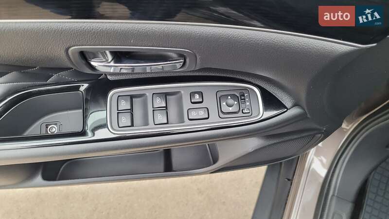 Внедорожник / Кроссовер Mitsubishi Outlander 2021 в Киеве фото 19 Внедорожник / Кроссовер Mitsubishi Outlander 2021 в Киеве