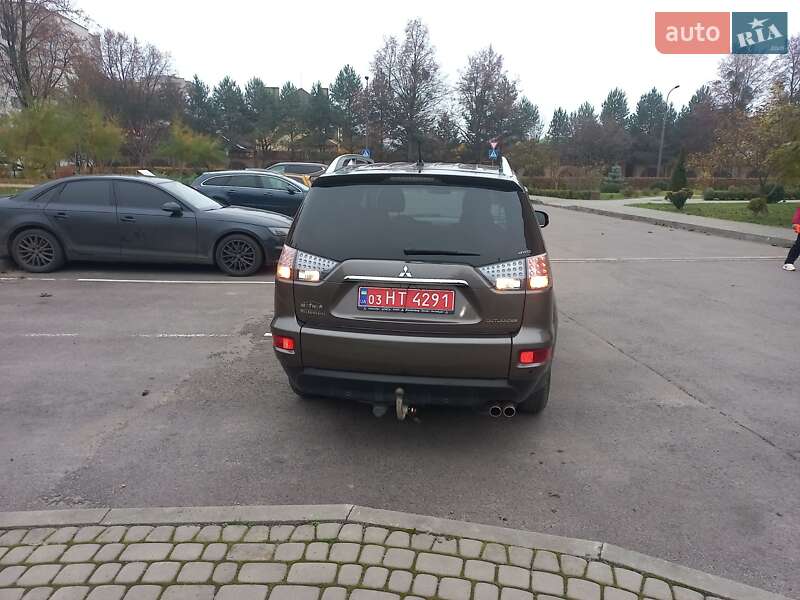 Позашляховик / Кросовер Mitsubishi Outlander 2010 в Луцьку фото 3 Позашляховик / Кросовер Mitsubishi Outlander 2010 в Луцьку