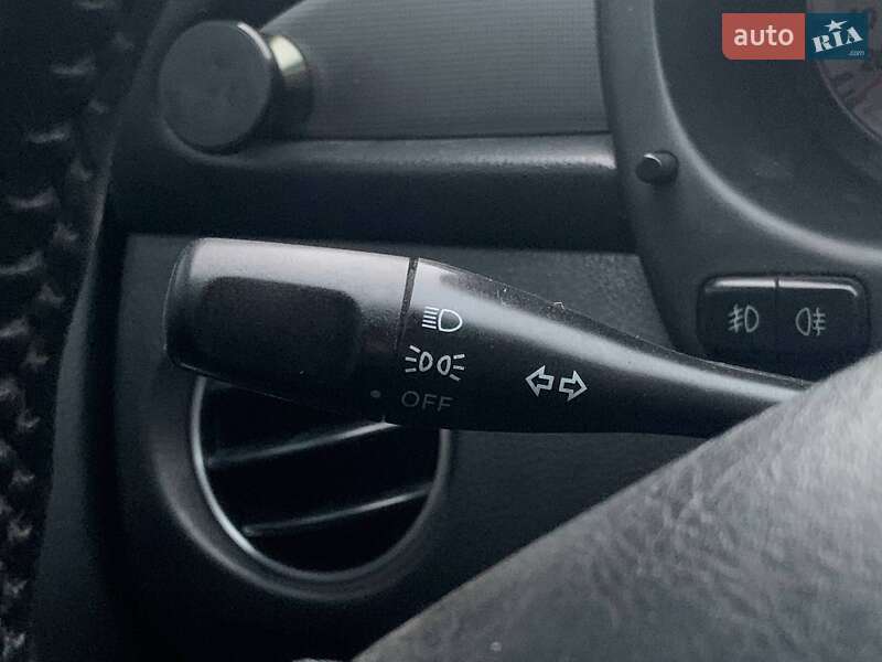 Внедорожник / Кроссовер Mitsubishi Outlander 2005 в Николаеве