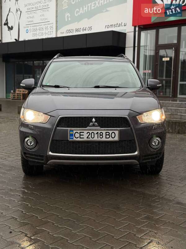 Позашляховик / Кросовер Mitsubishi Outlander 2012 в Чернівцях