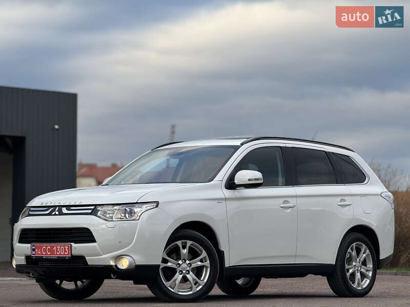 Внедорожник / Кроссовер Mitsubishi Outlander 2014 в Трускавце