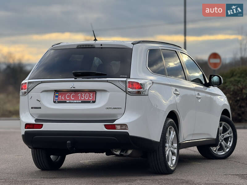 Внедорожник / Кроссовер Mitsubishi Outlander 2014 в Трускавце