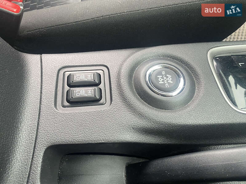 Позашляховик / Кросовер Mitsubishi Outlander 2013 в Полтаві