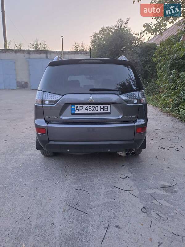 Внедорожник / Кроссовер Mitsubishi Outlander 2009 в Запорожье