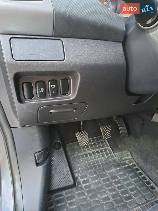 Внедорожник / Кроссовер Mitsubishi Outlander 2009 в Запорожье