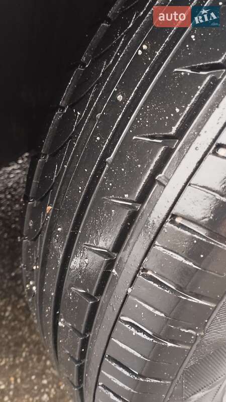 Позашляховик / Кросовер Mitsubishi Outlander 2007 в Полтаві